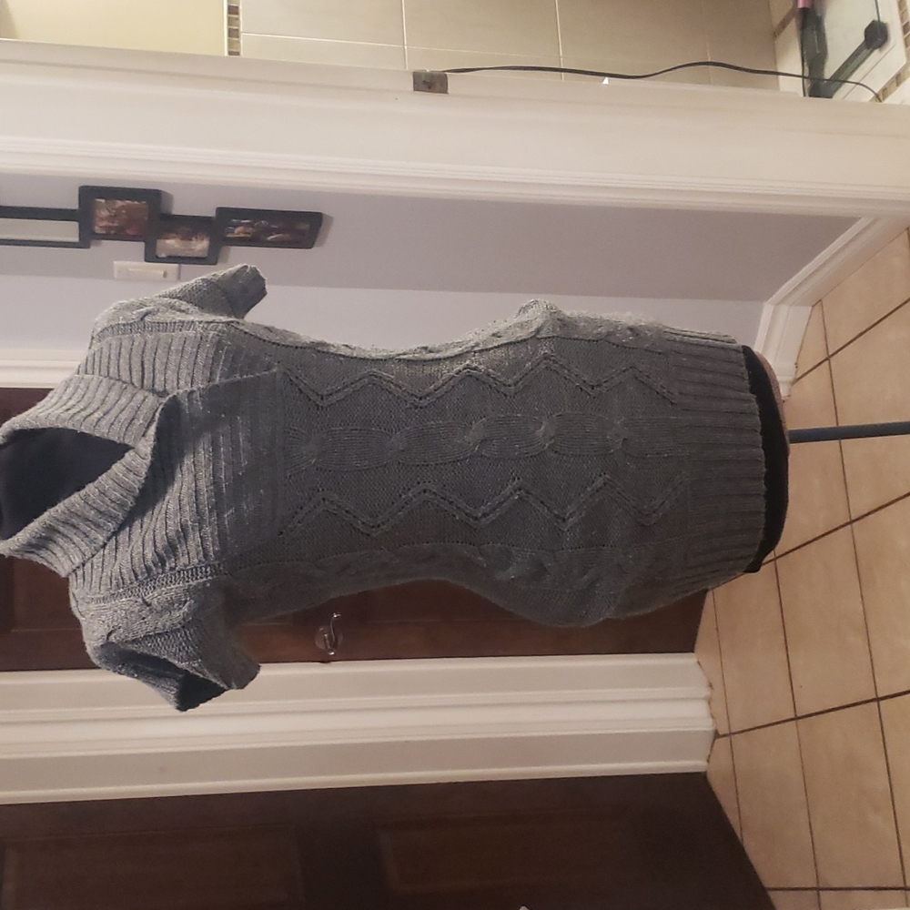 Knit gray dress